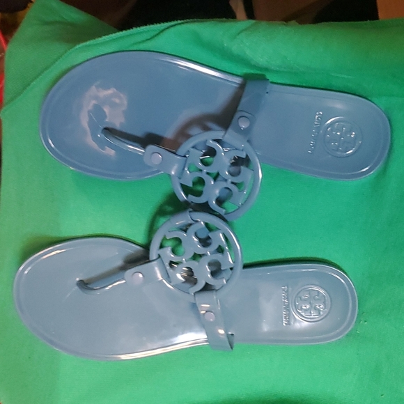 Tory Burch Jelly Miller sandals - Picture 2 of 15